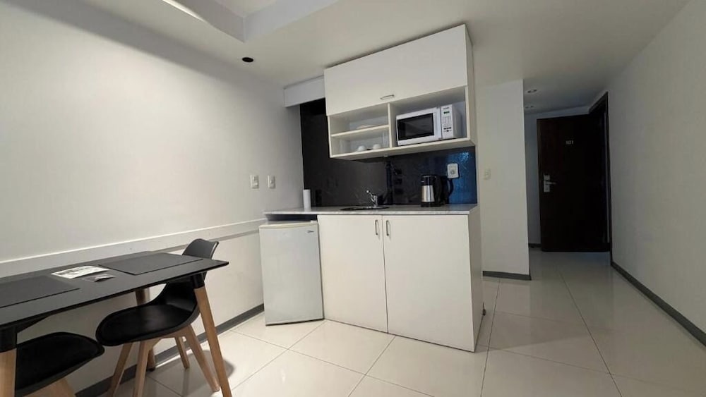 Gema Luxury Suites 10/68