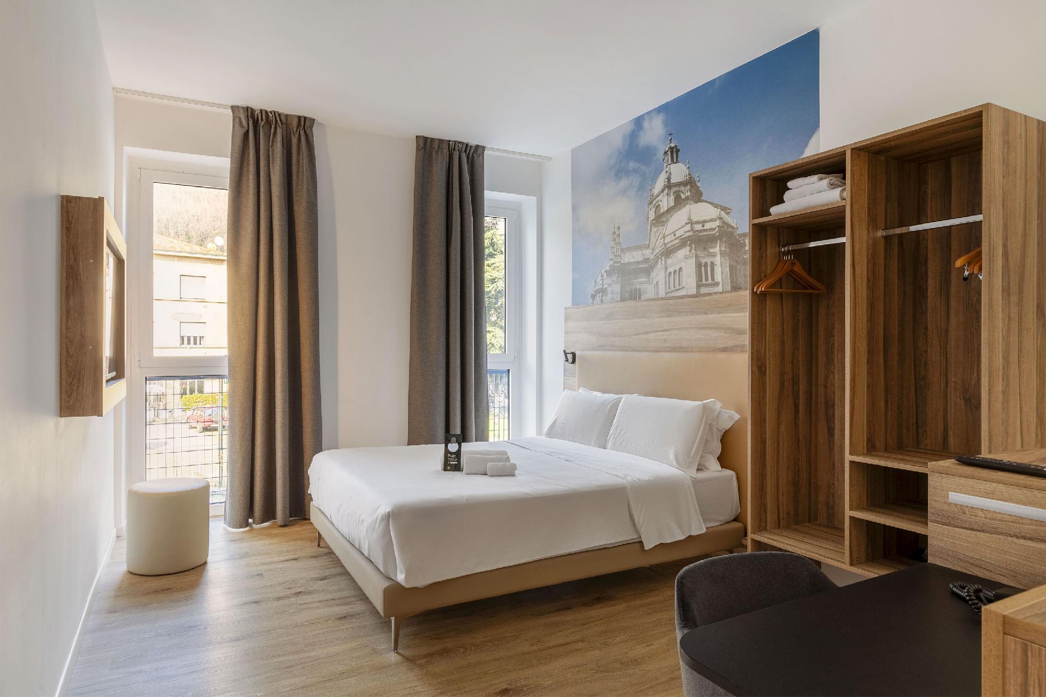 SUPERIOR, SINGLE, DOUBLE BED