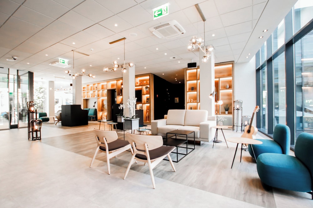Ibis Budget Lugano Paradiso 44/53