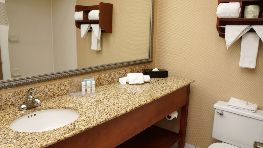 MainStay Suites Bourbonnais - Kankakee 44/47