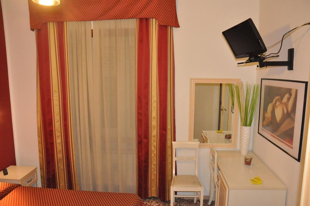 Hotel Vittoriano 34/40
