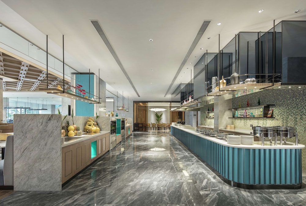 Hilton Garden Inn Sanya 9/43