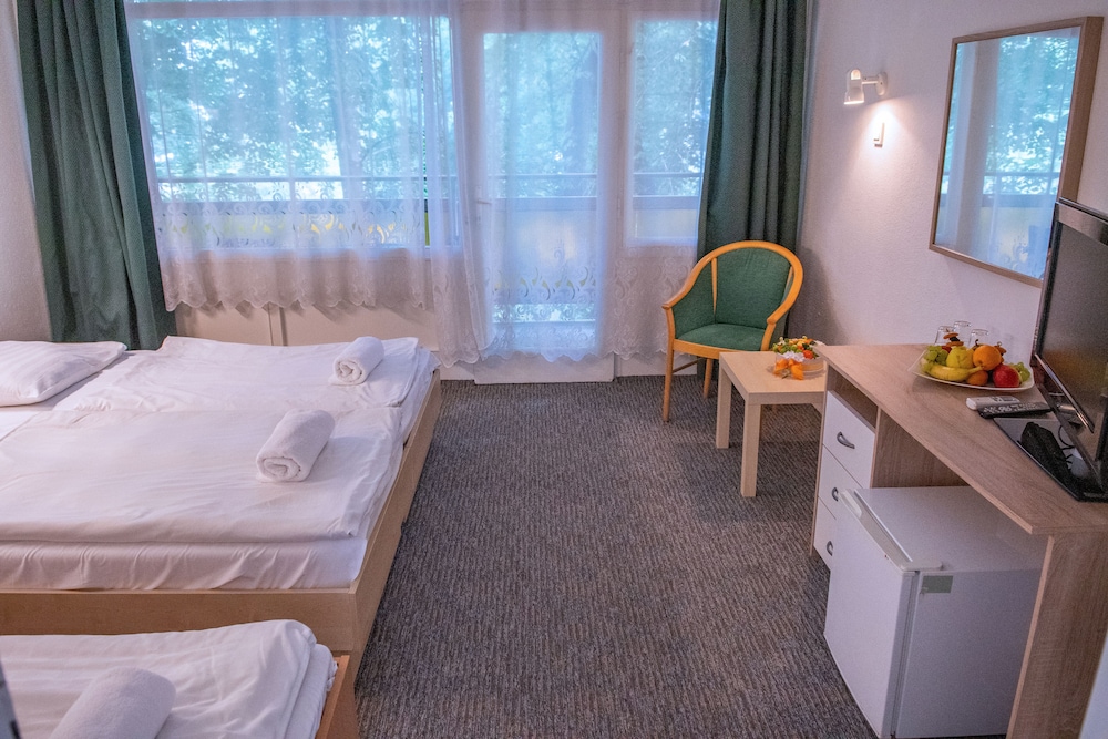 Ce Napfény Hotel 17/41