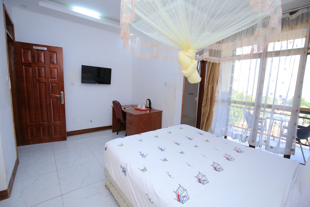 Frontiers Hotel Entebbe 15/50