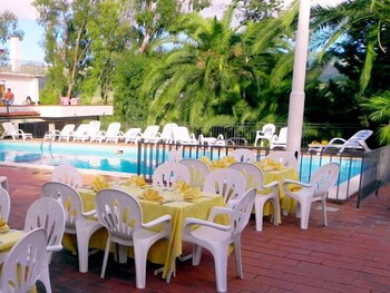 Eden Hotel 6/39
