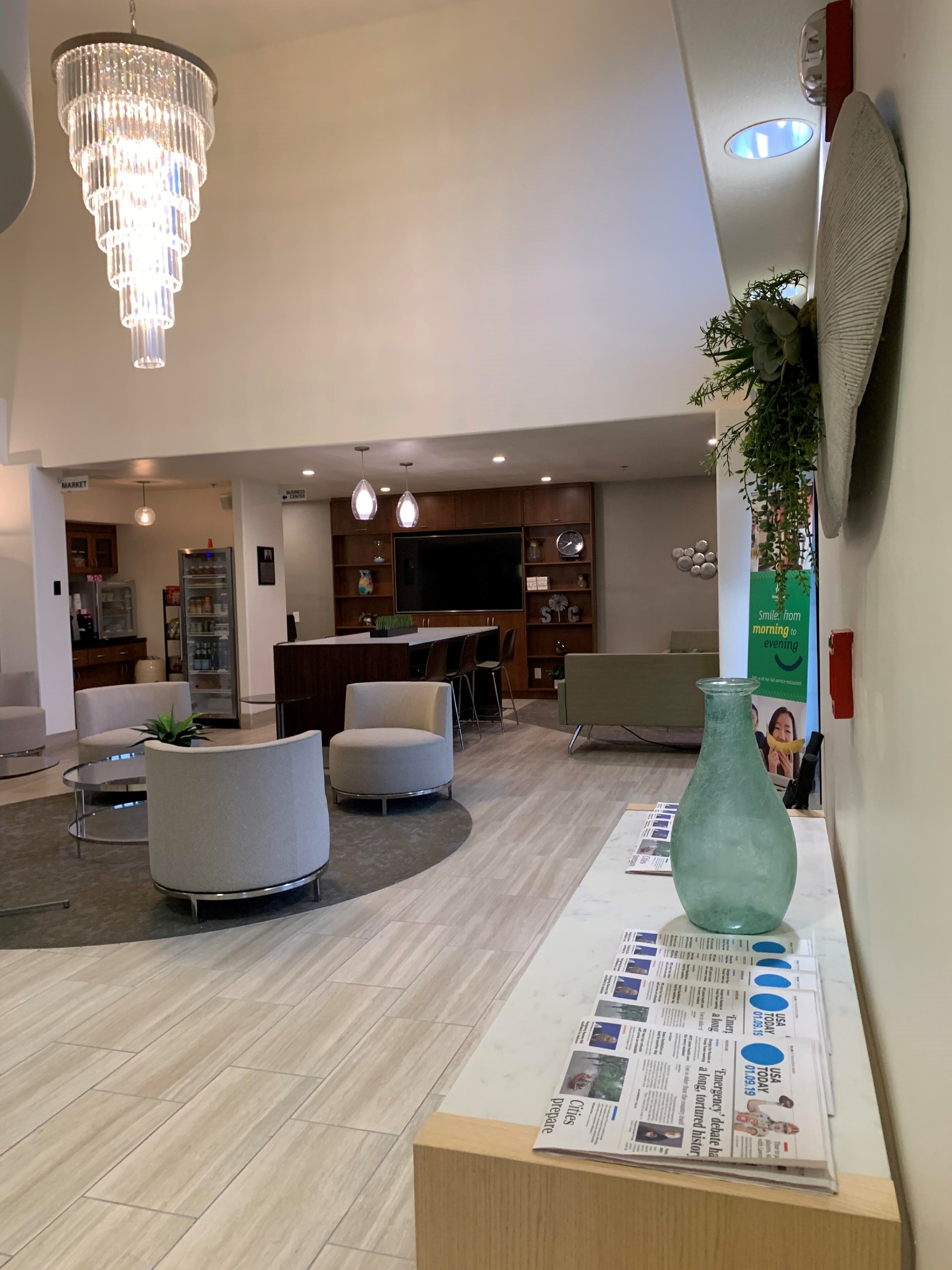 Holiday Inn Selma-Swancourt 7/65