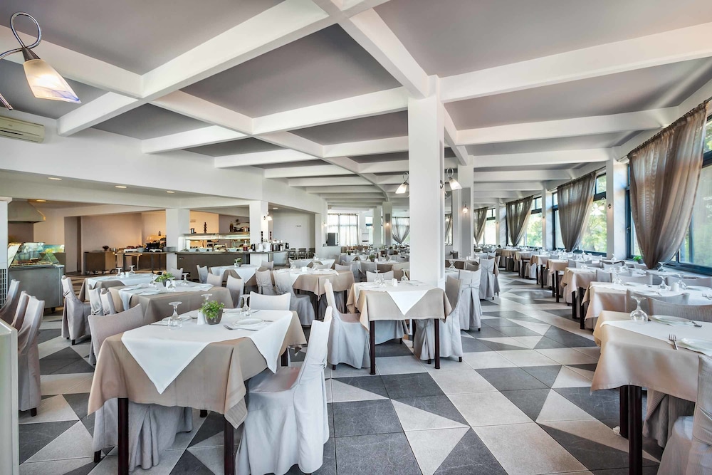 Atrium Hotel Halkidiki 43/58