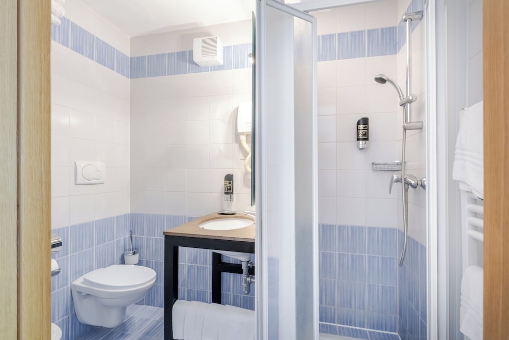 Dolomiti Chalet Family Hotel 48/49