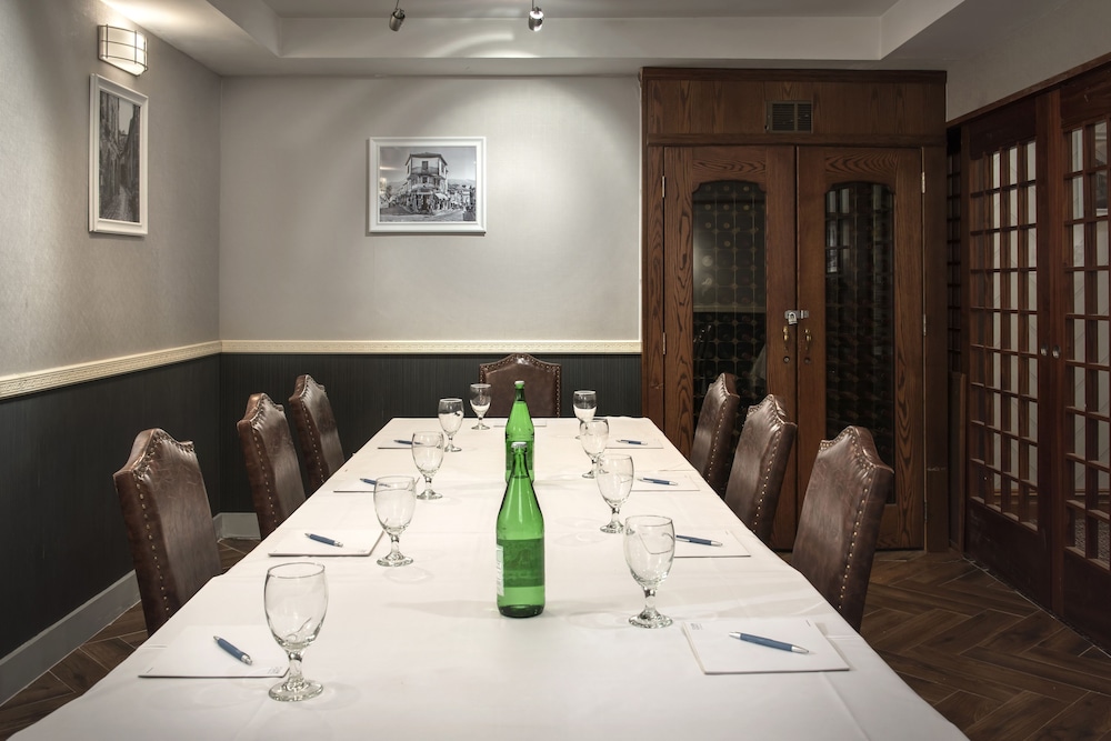 Four Points by Sheraton Manhattan SoHo Village 21/21