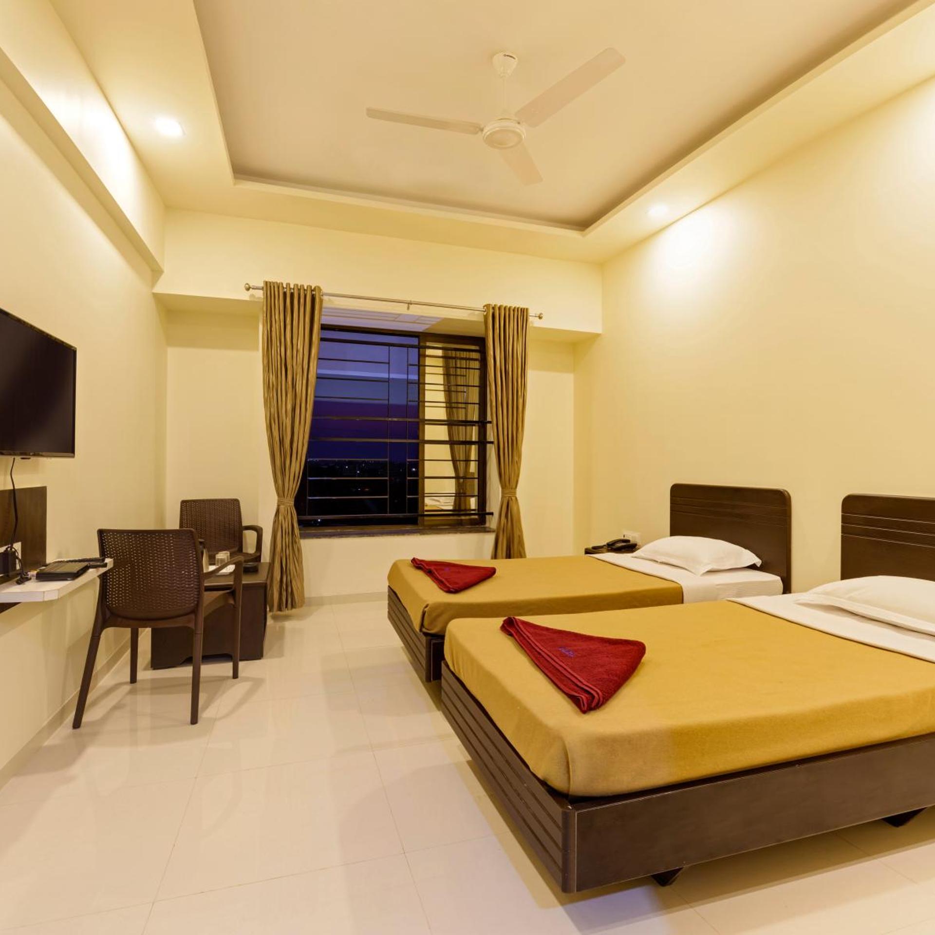 Galaxy Inn 29/50