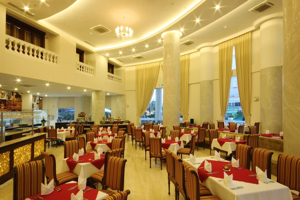 Nha Trang Palace Hotel 48/66