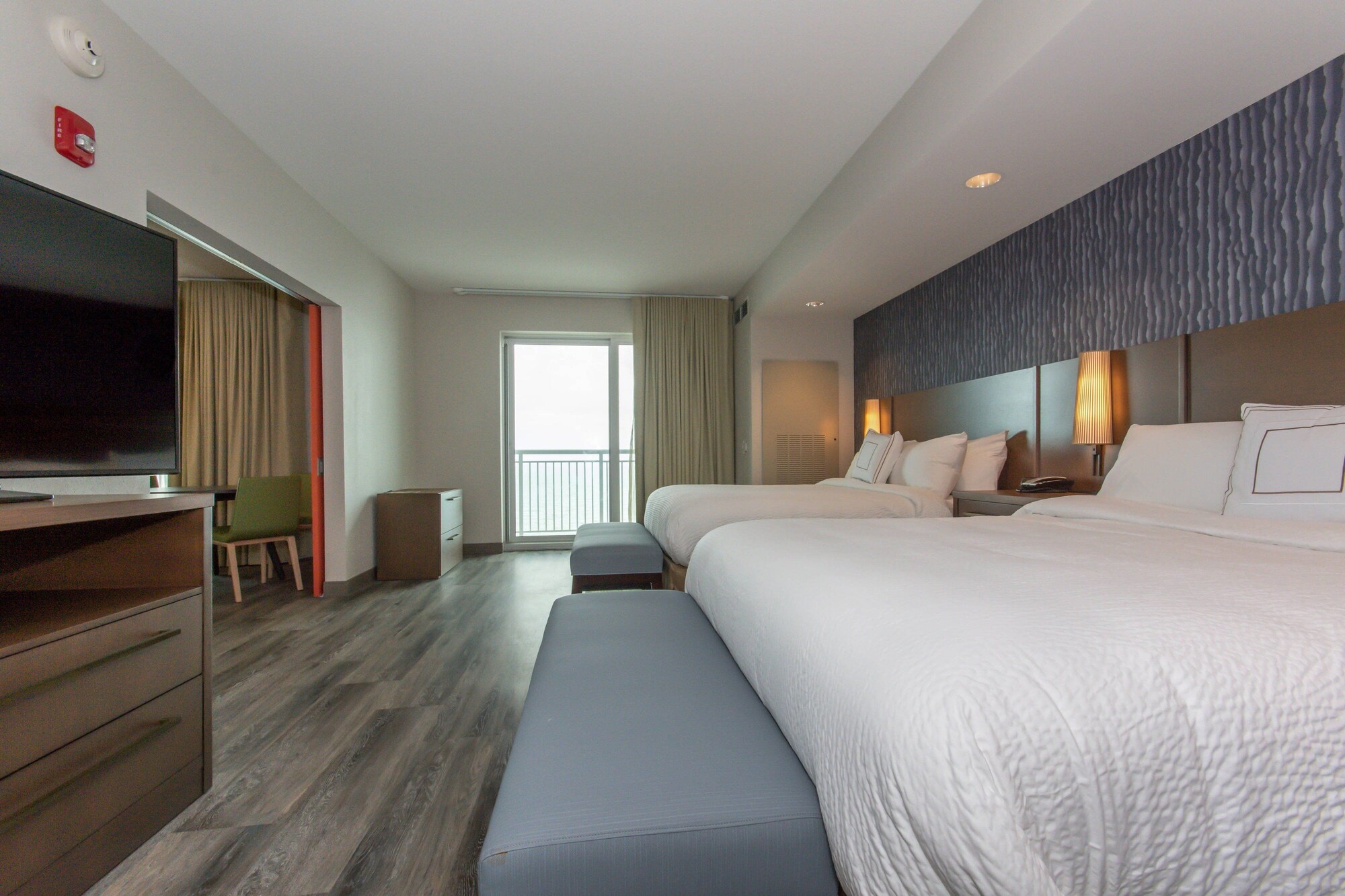 STUDIO, SUITE, MULTIPLE BEDS