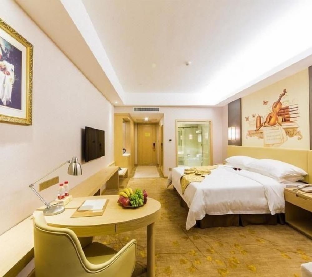 Vienna Hotel (Xiufeng Park, Jinshan Road, Yiyang High-tech Zone) 12/20