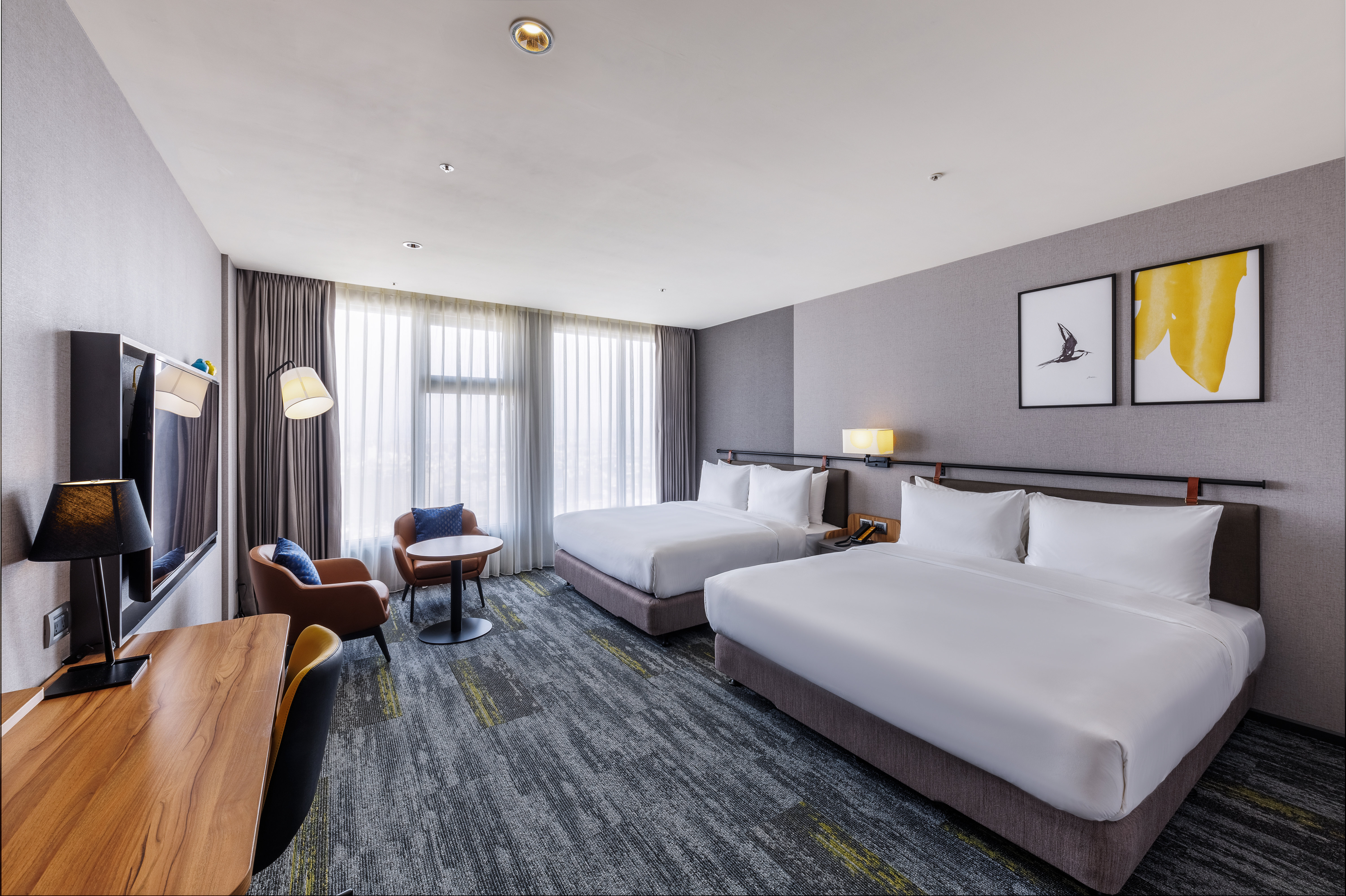 Premium, 2 King Beds, Bathtub