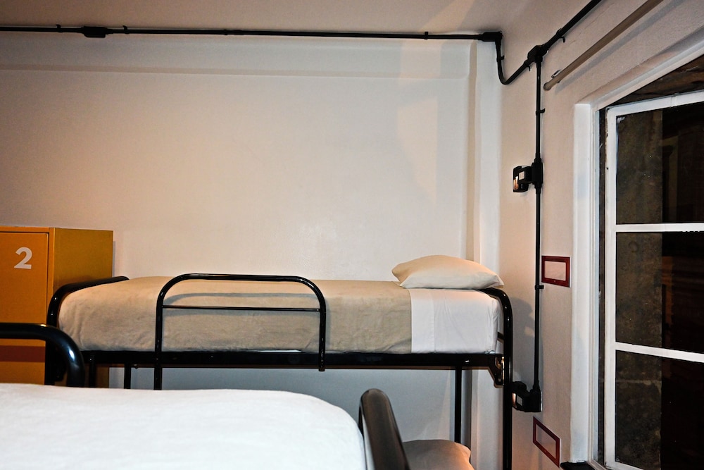MIXED DORM, ZEPHYLO VIEW, PRIVATE BATHROOM