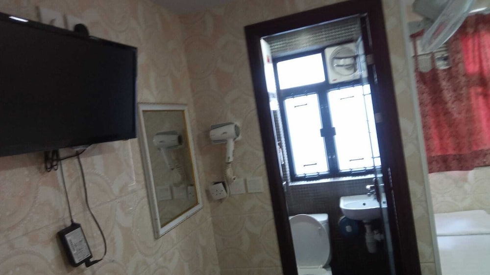 New London Hostel 29/29