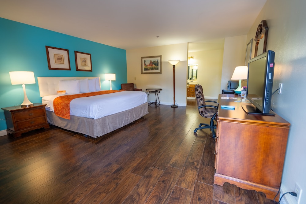 Howard Johnson By Wyndham Buena Park 16/34