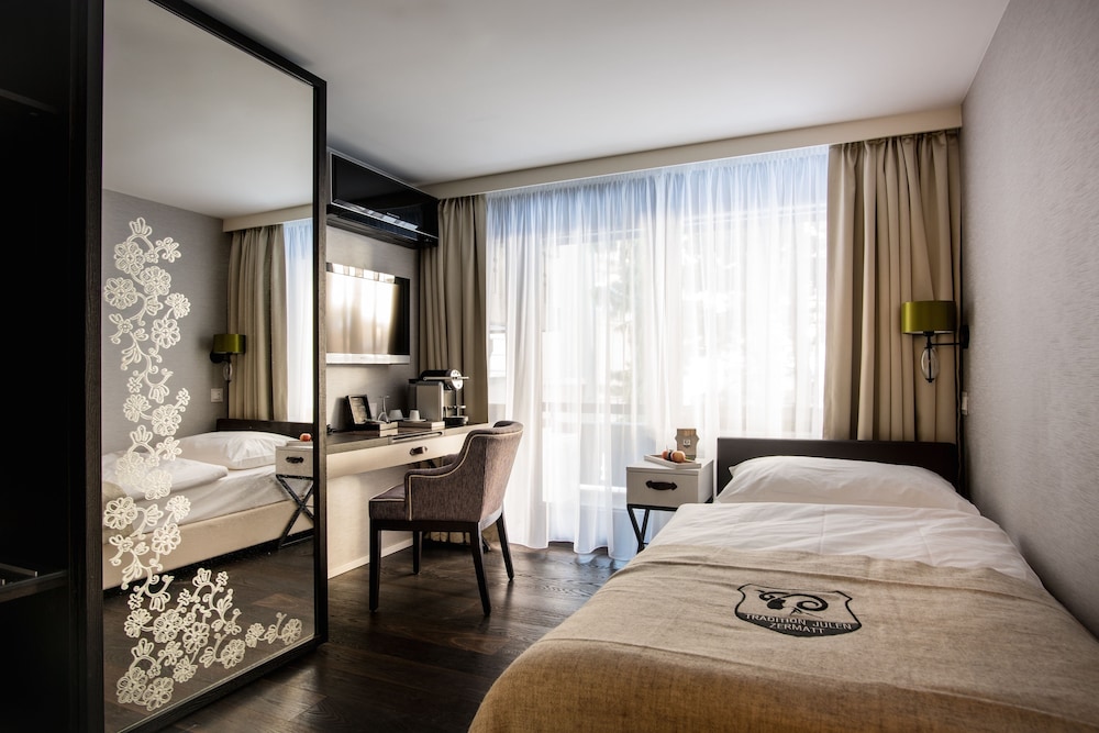 Alpenhof Hotel 23/72