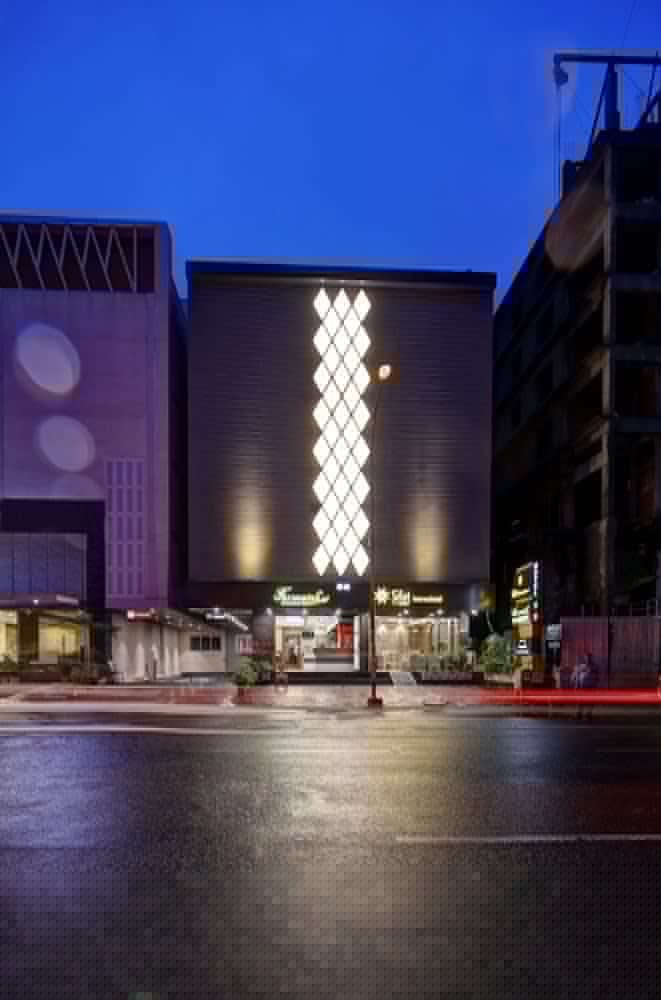 Hotel Sifat International 5/50