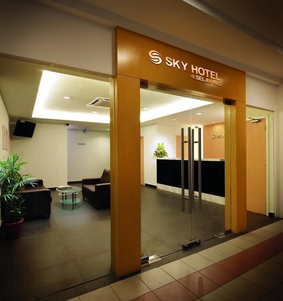 Sky Hotel Selayang 4/24