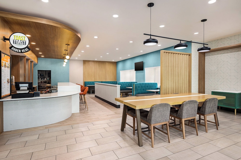 Holiday Inn Cheshire - Southington 10/49