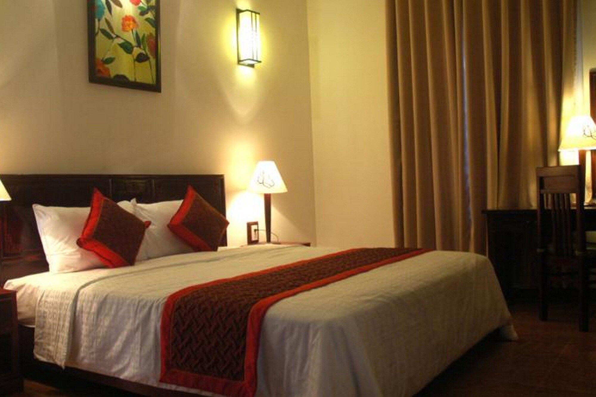 Deluxe, Double Bed, Pool Side