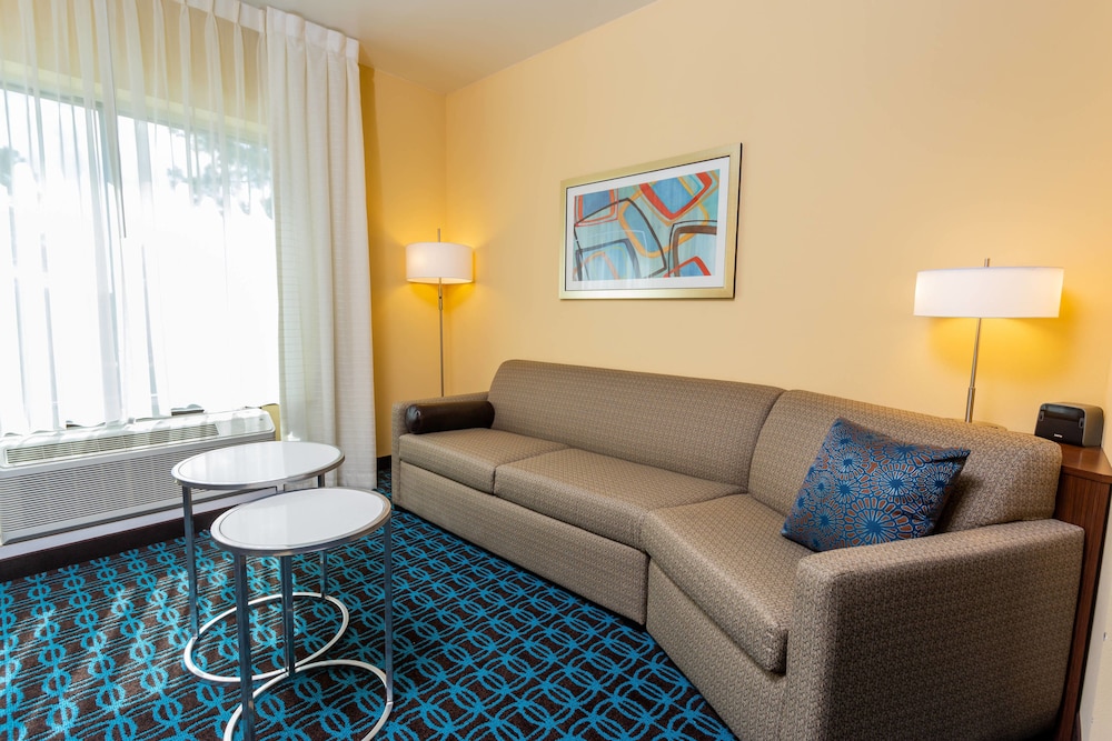 Fairfield Inn And Suites By Marriott Bay City 22/28