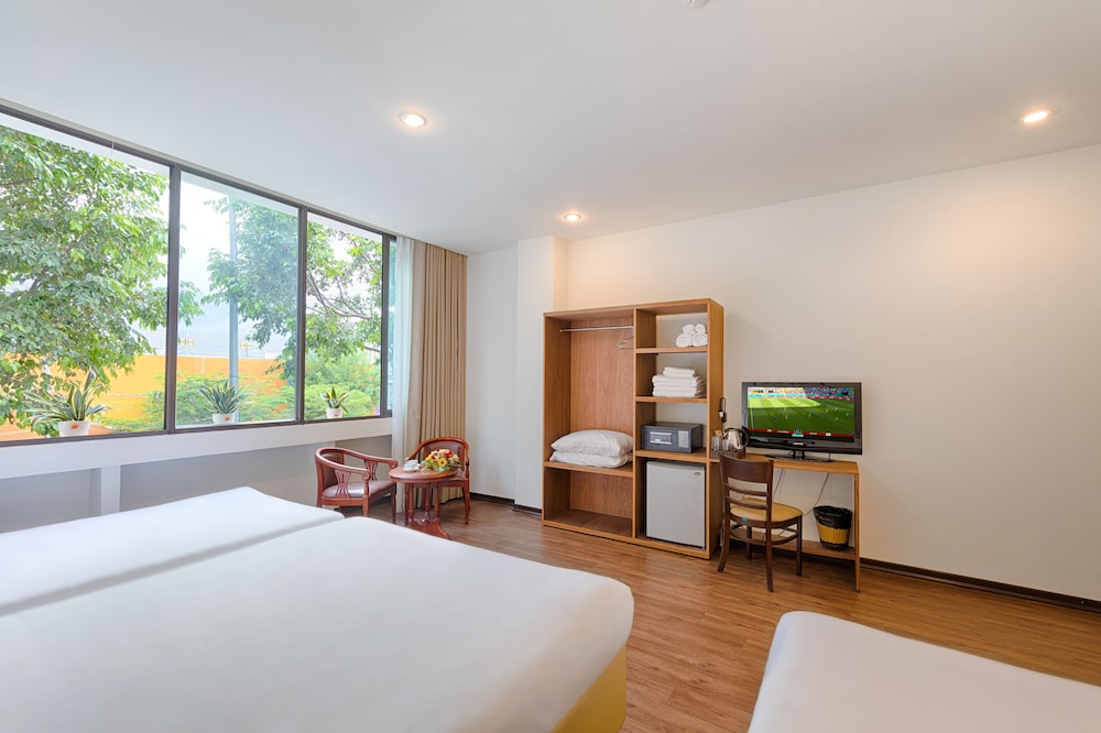 Vitalis Riverside Hotel 11/65