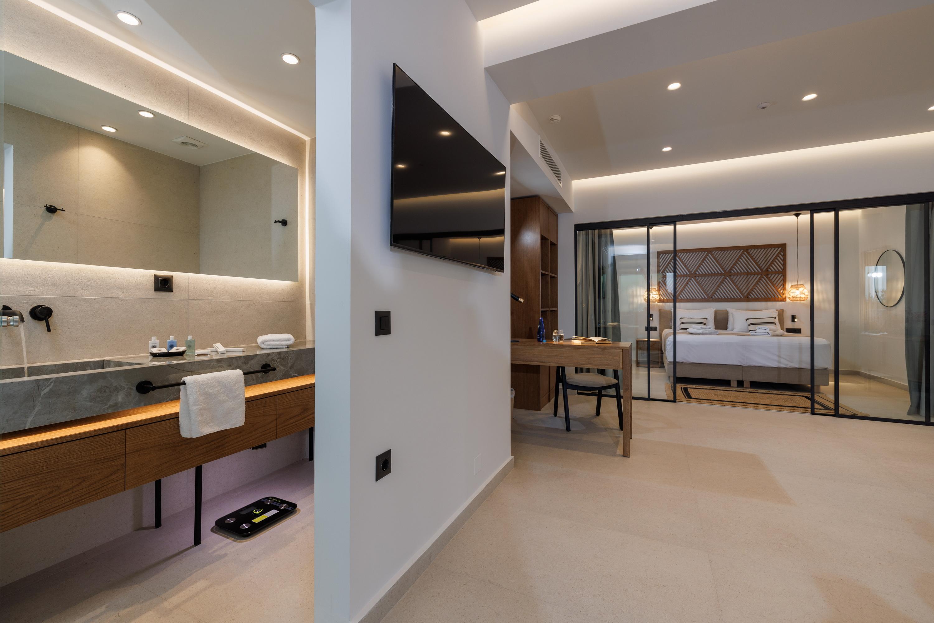 Deluxe, Suite