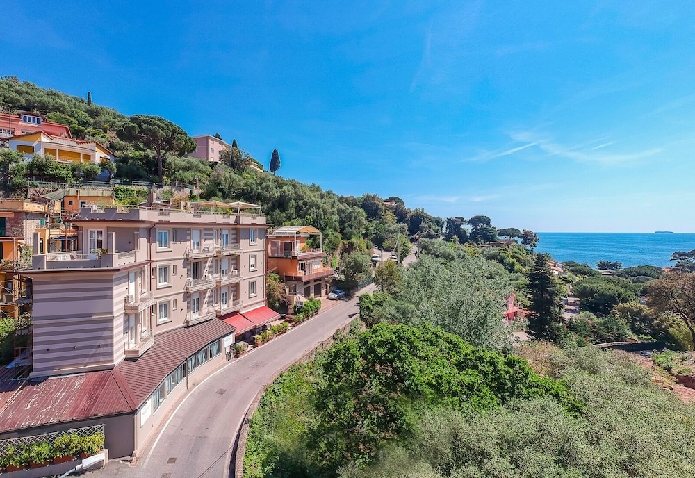 Hotel Rosa Dei Venti 32/32