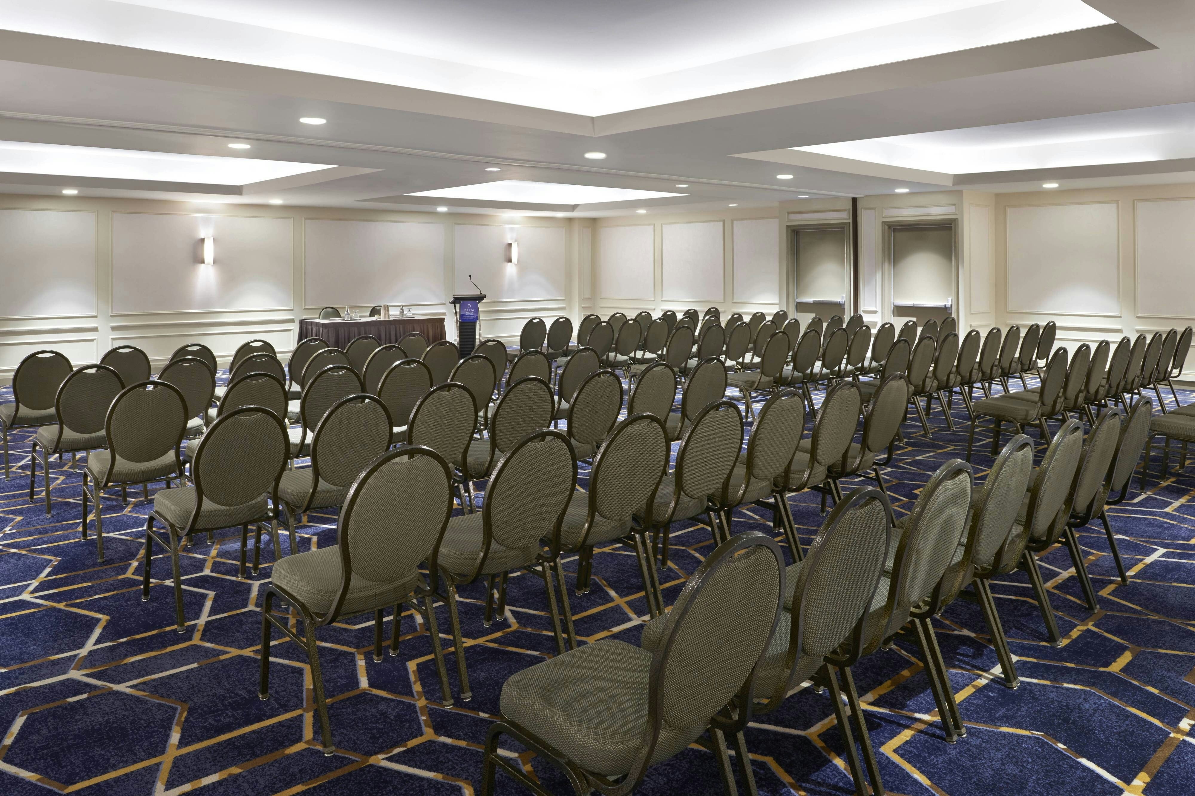 Delta Hotels by Marriott Toronto Airport & Conference Centre 27/32