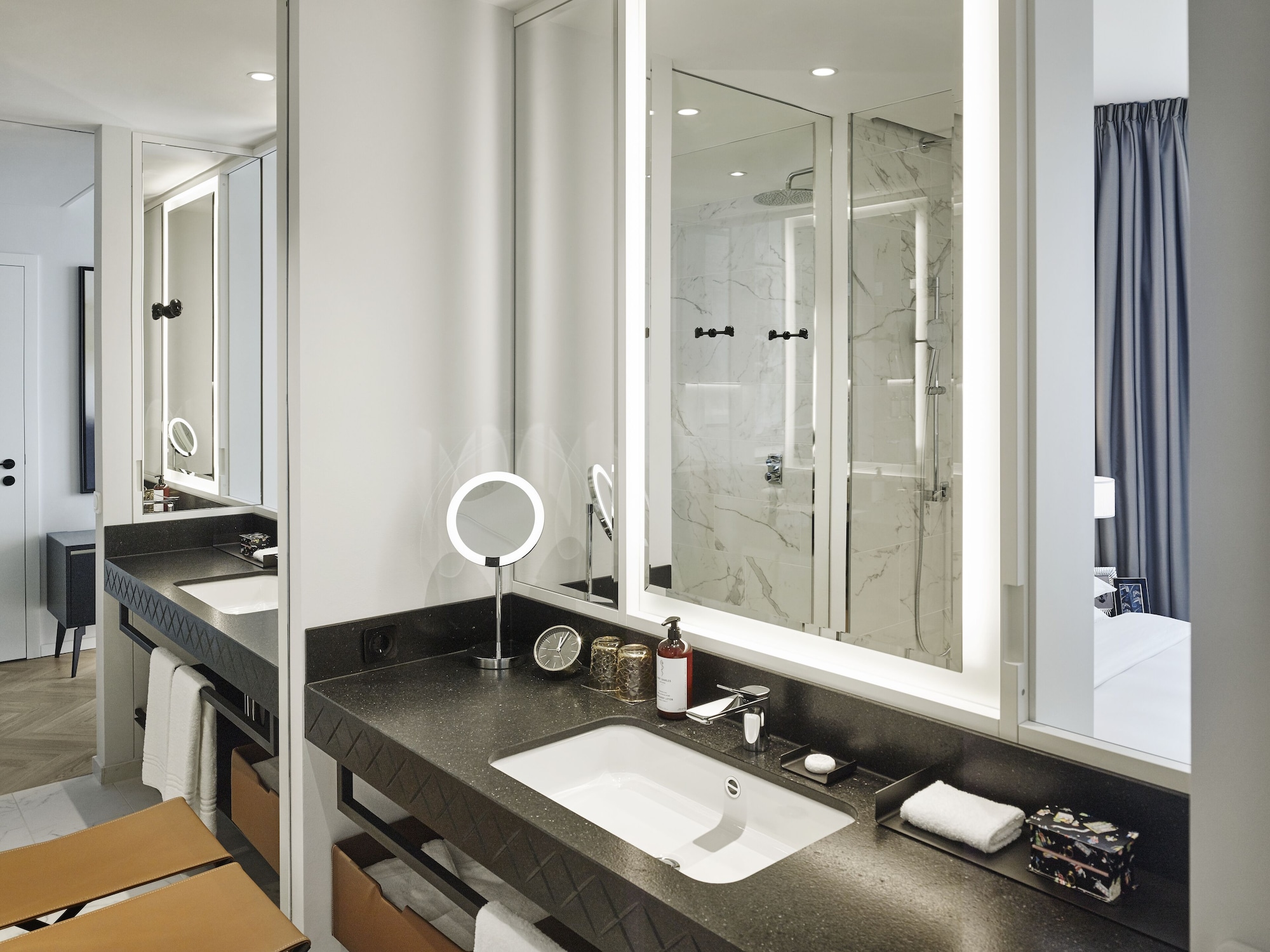 Andaz, Suite, King Bed