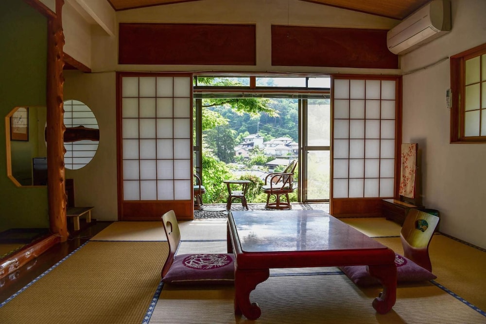 Midoriya Ryokan Kichiemon 2/22