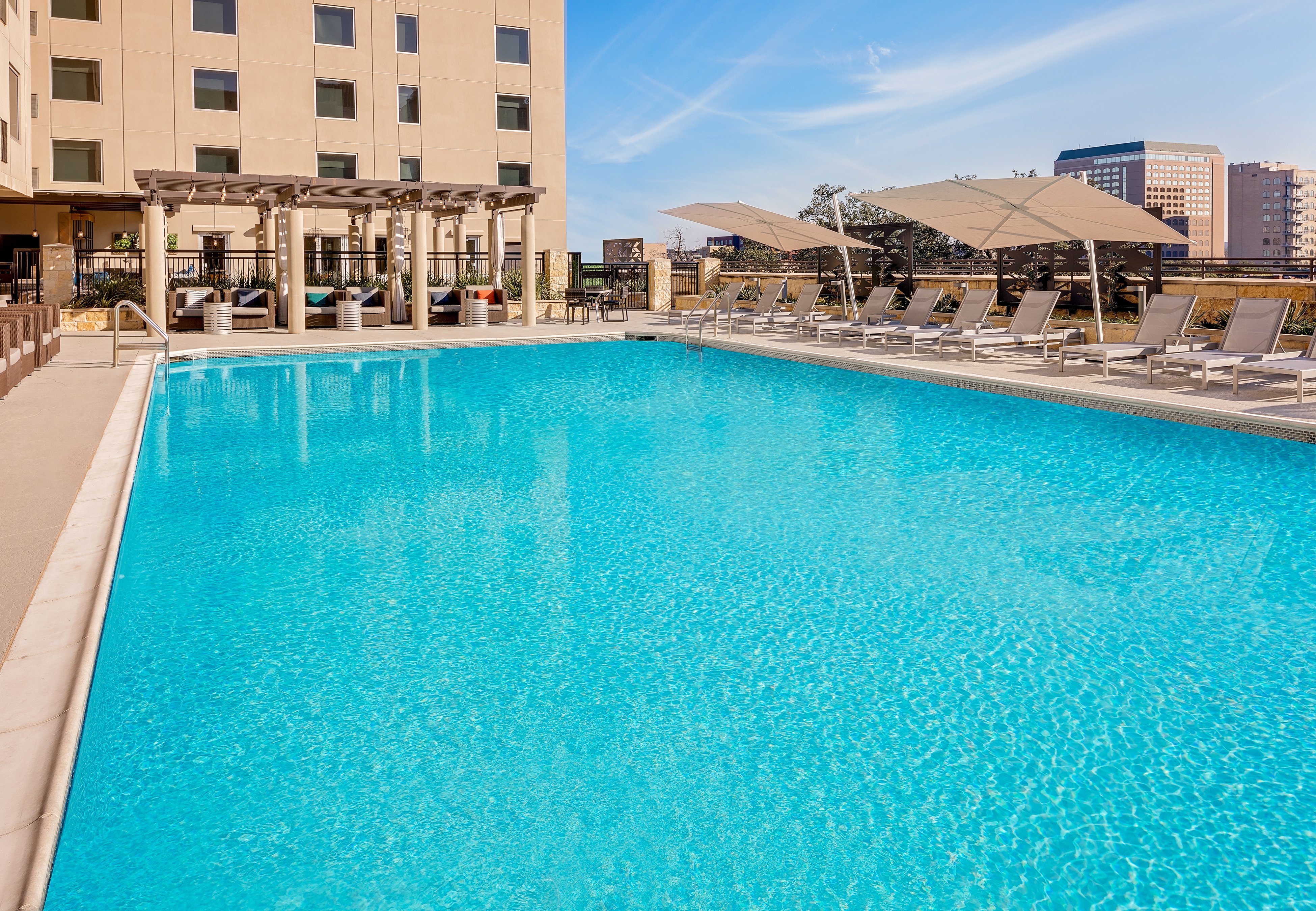 Holiday Inn Express and Suites Austin Downtown University 39/39