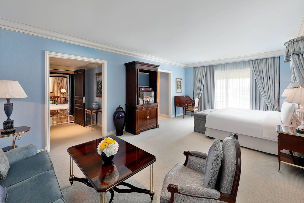 The Ritz-Carlton, Bahrain 41/50