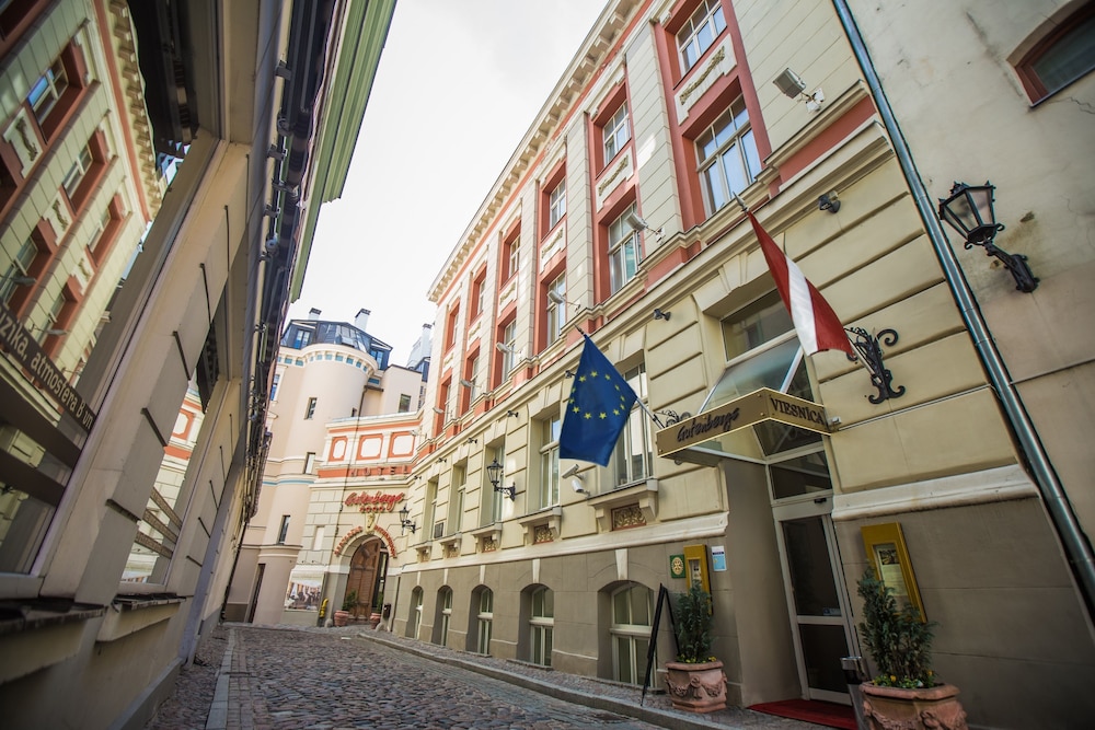 Gutenbergs Hotel 51/59