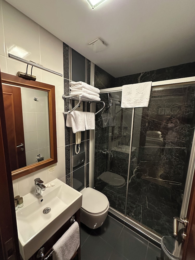 Hotel Perula 57/58