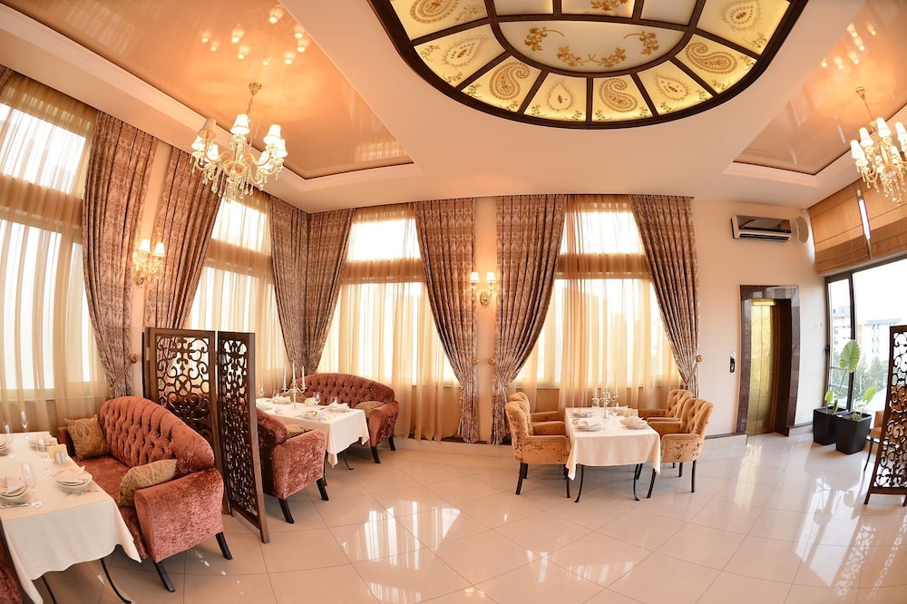 East Legend Hotel 32/50