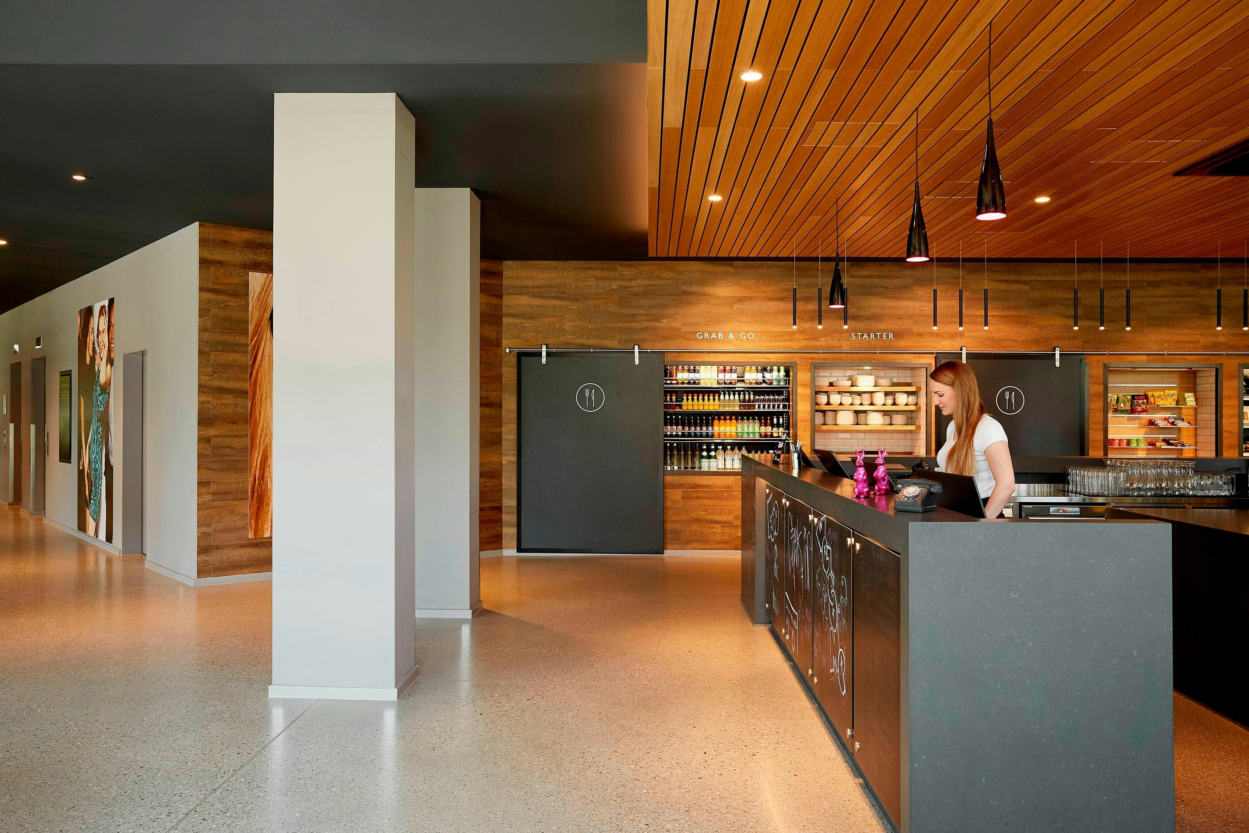 MOXY MUNICH AIRPORT 4/13