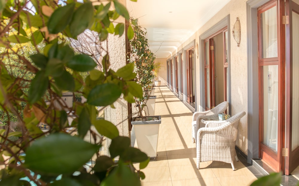Gardenia Boutique Hotel 47/50