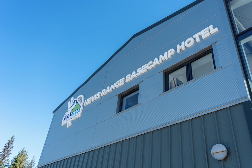 The Base Camp Hotel 3/58