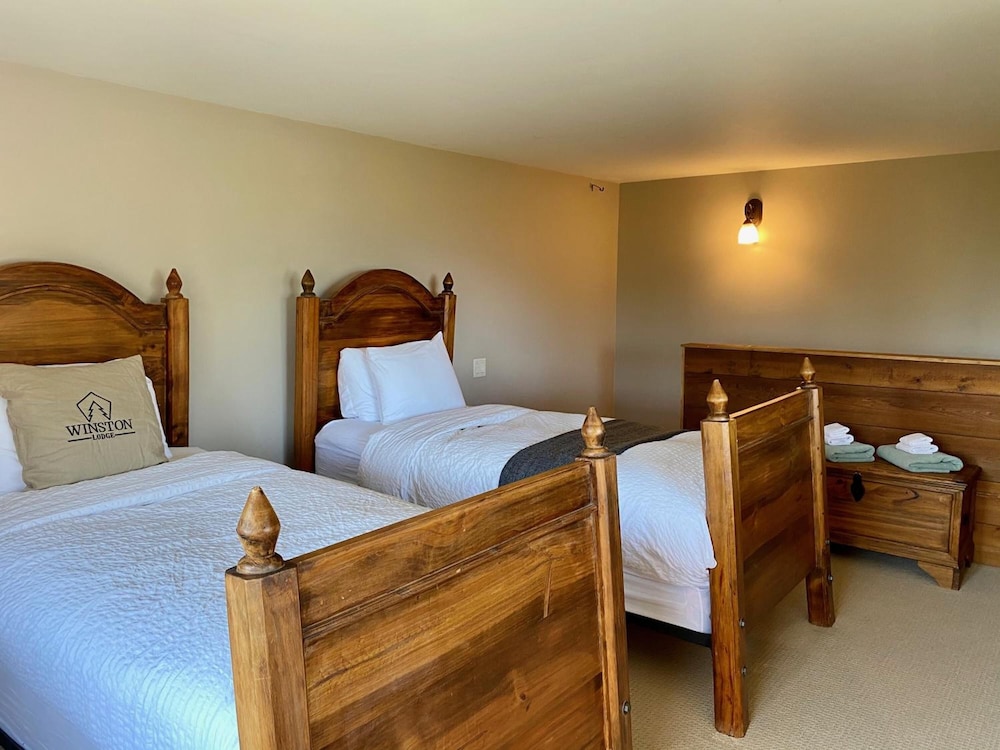 Winston Lodge 20/50