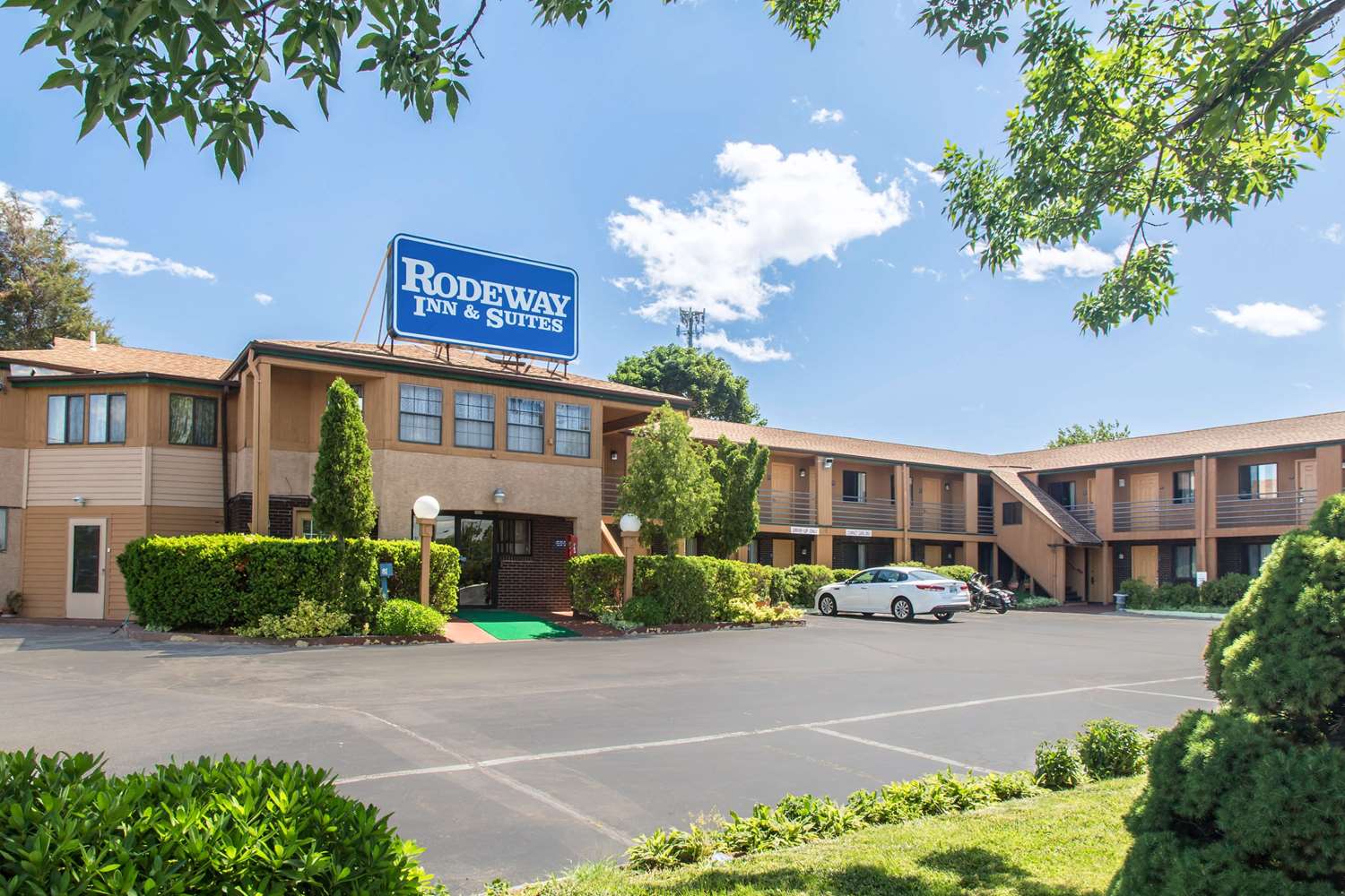 Rodeway Inn & Suites Branford - Guilford 6/33