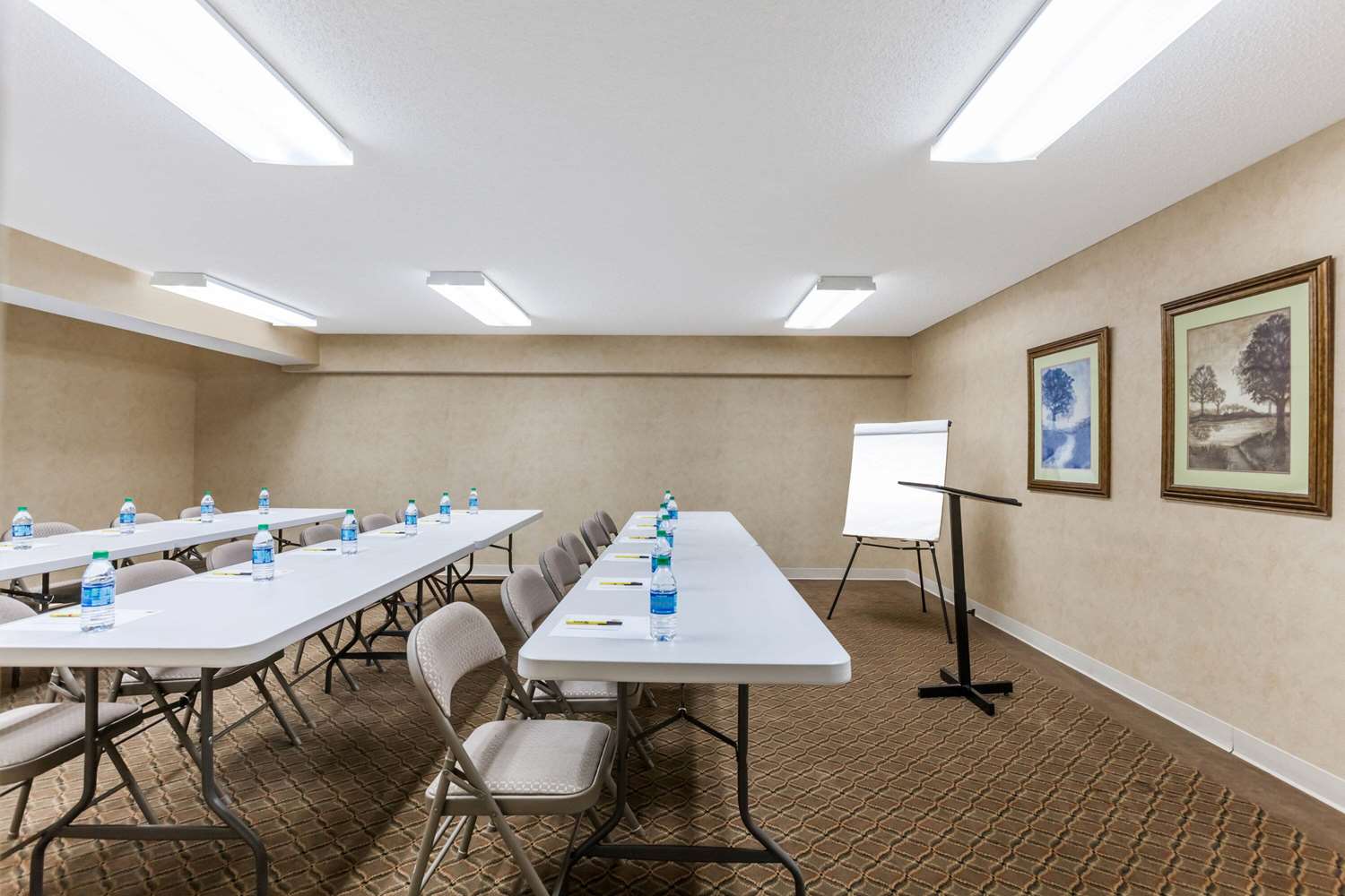 Super 8 By Wyndham Jacksonville AR 5/10
