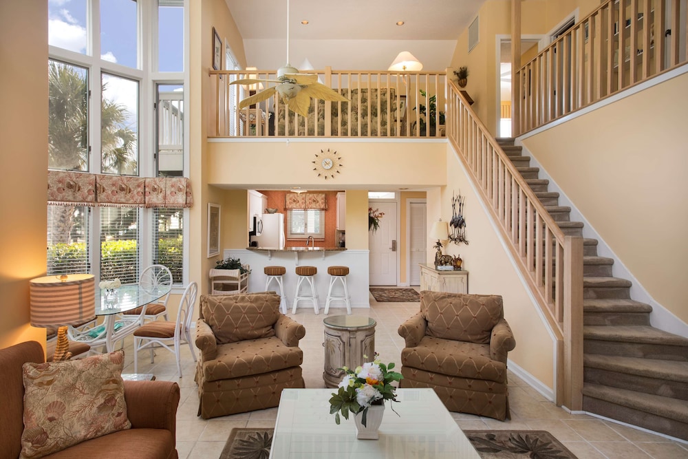 Kingston Plantation Condos 44/60
