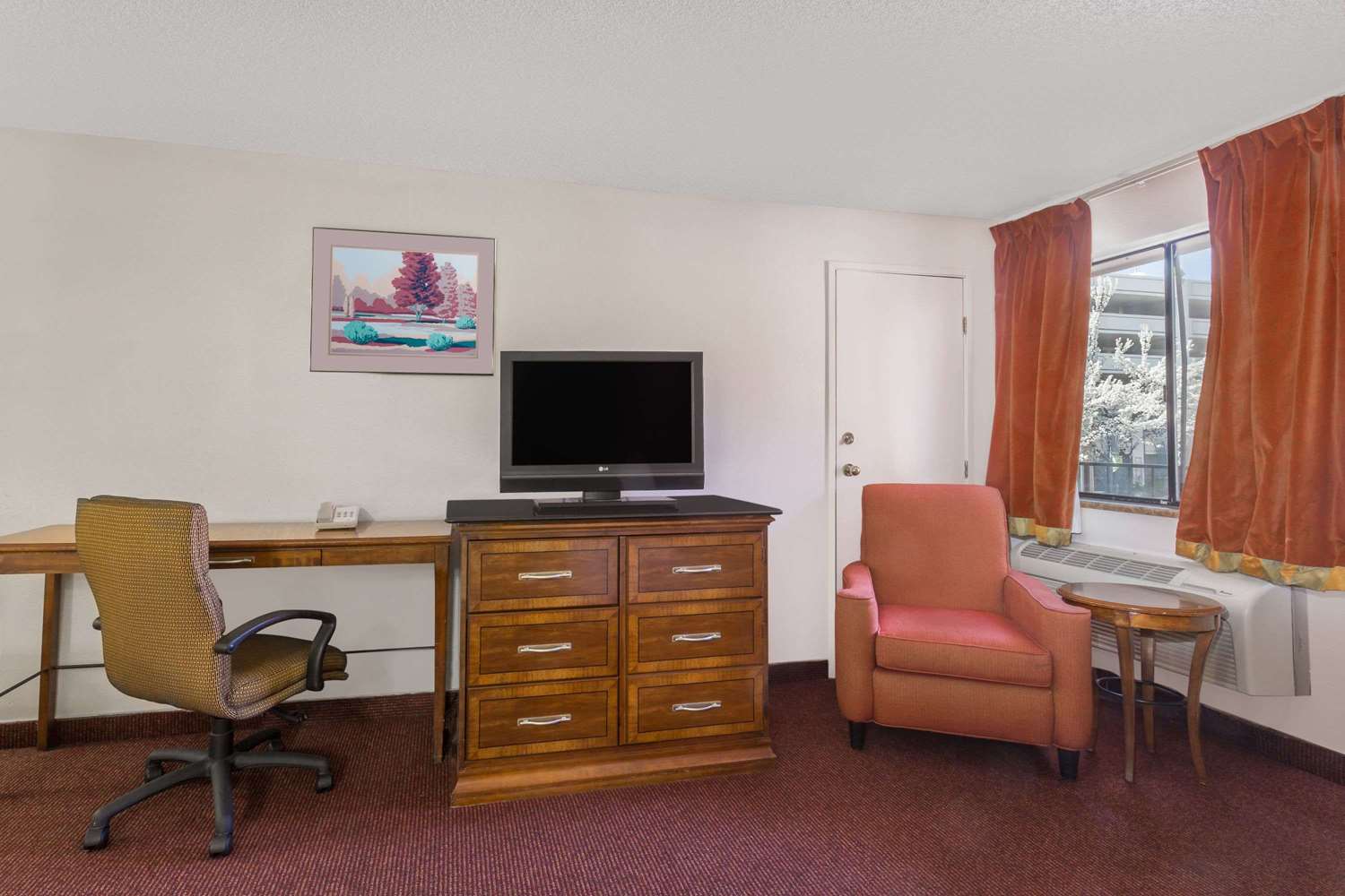 Travelodge by Wyndham Reno Downtown 33/37