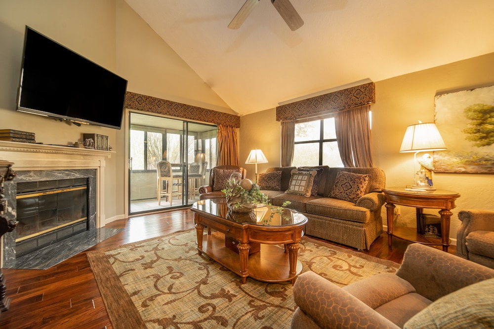 Pointe Royale Condominium Resort & Golf Course 52/81