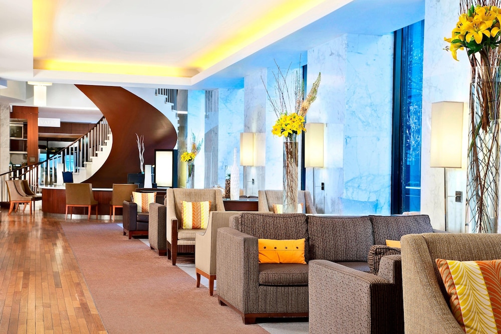 WESTIN MICHIGAN AVENUE 38/58