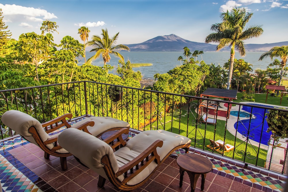 EL CHANTE SPA HOTEL 42/50