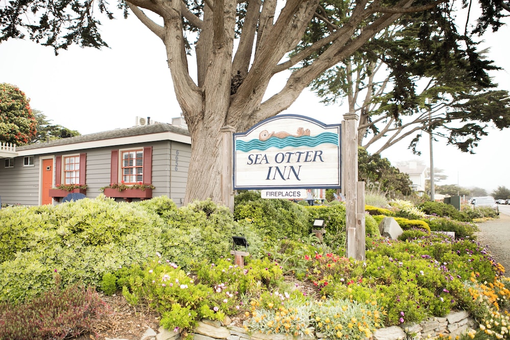 Sea Otter Inn 55/63